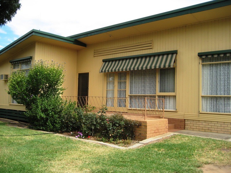 130 Crook Street, Strathdale VIC 3550