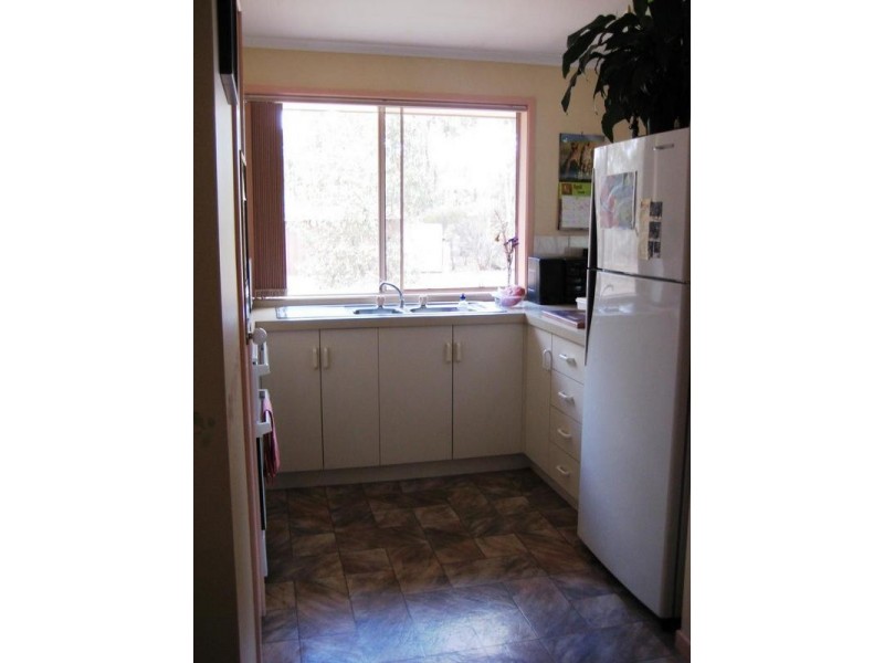 92 East Road, Huntly VIC 3551