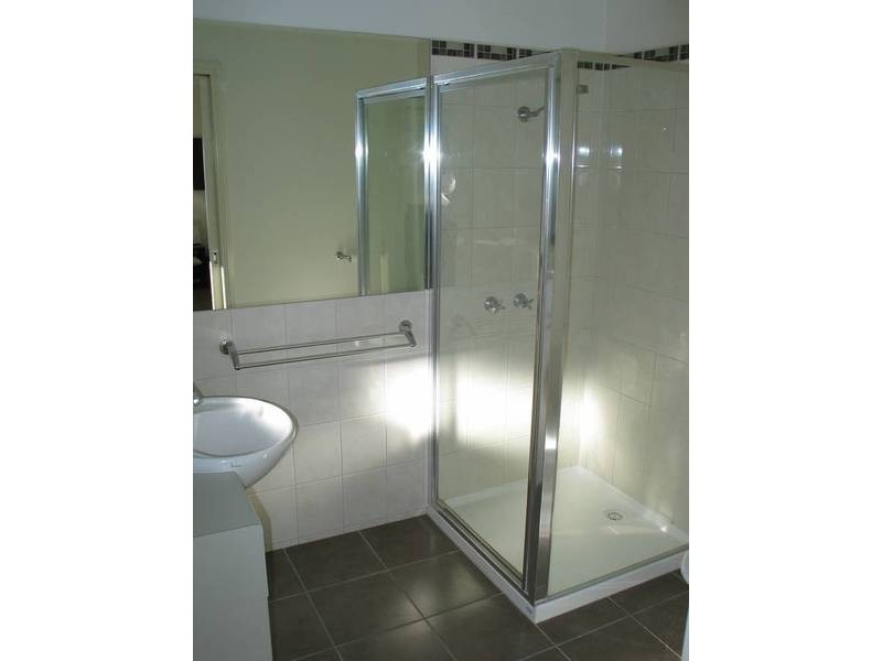 1 Wisteria Court, Flora Hill VIC 3550