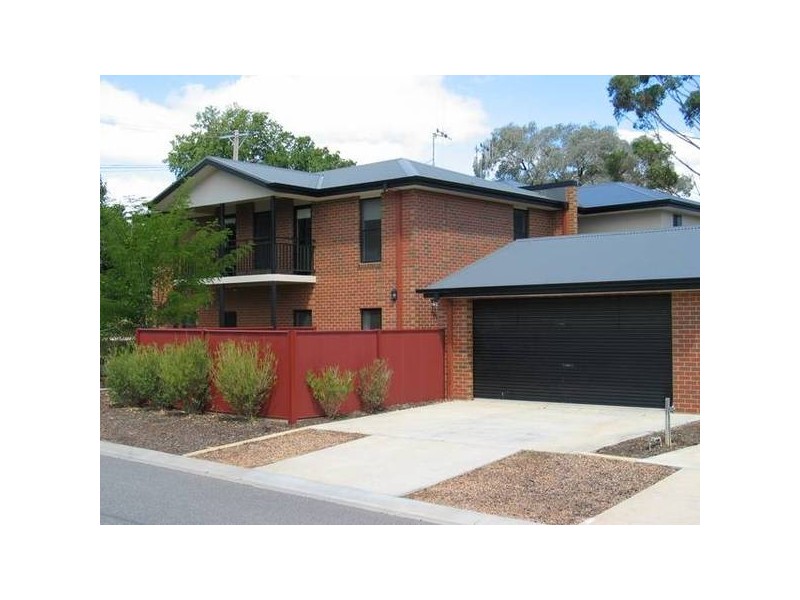 1 Wisteria Court, Flora Hill VIC 3550