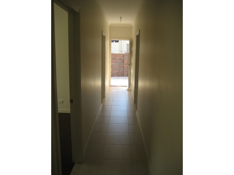 1/50 Raglan Street, White Hills VIC 3550