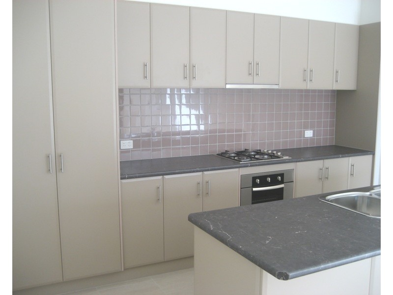 2/50 Raglan Street, White Hills VIC 3550