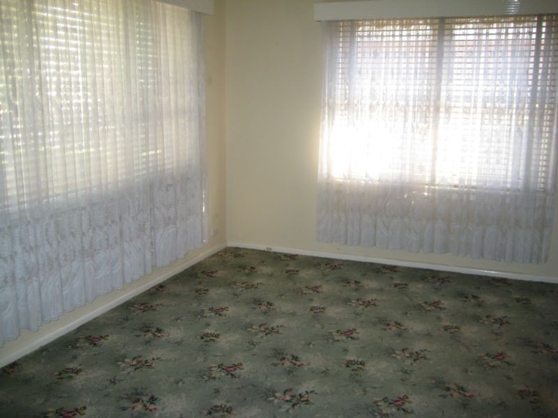 171 High Street, Kangaroo Flat VIC 3555