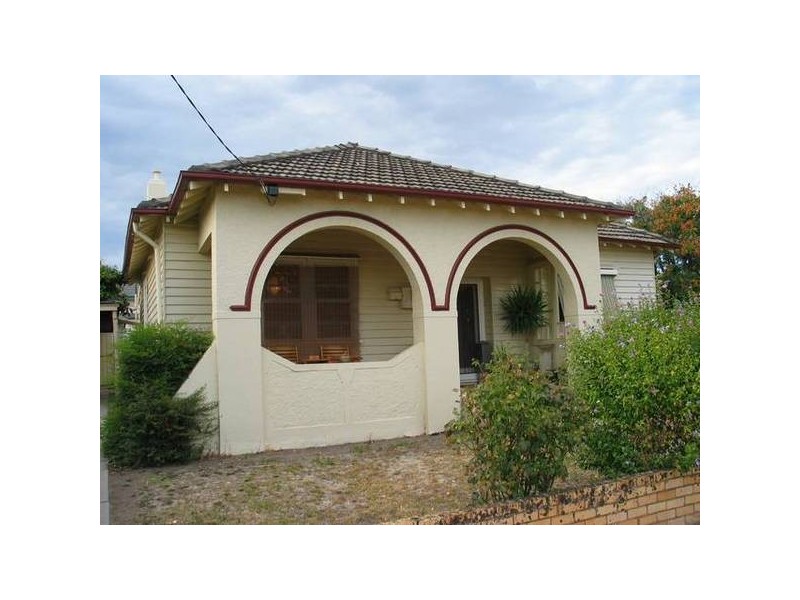 37 Hamlet Street, Quarry Hill VIC 3550