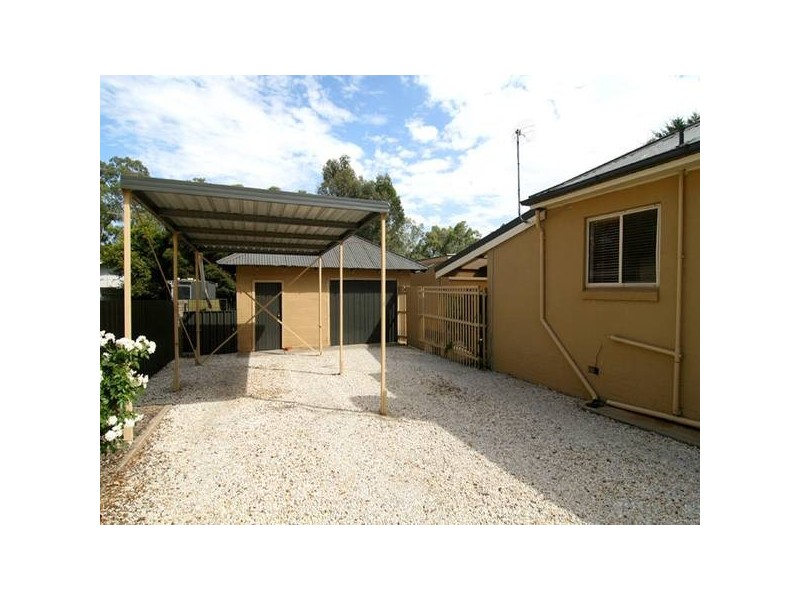 352 High Street, Kangaroo Flat VIC 3555
