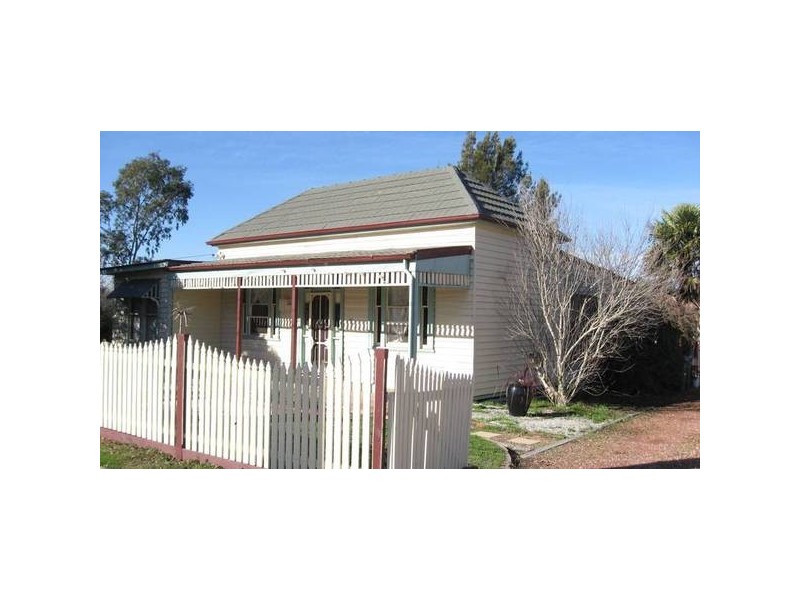 67 MacKenzie Street West, Golden Square VIC 3555