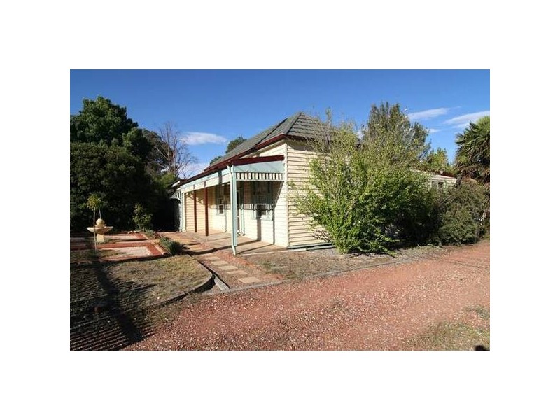 67 MacKenzie Street West, Golden Square VIC 3555