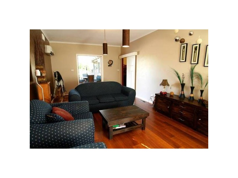 67 MacKenzie Street West, Golden Square VIC 3555