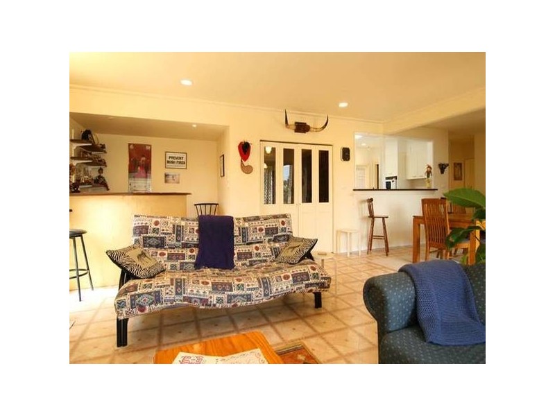 14 Albert Street, Strathdale VIC 3550