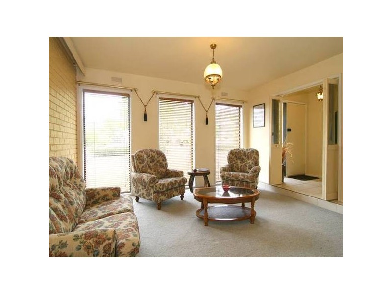 14 Albert Street, Strathdale VIC 3550