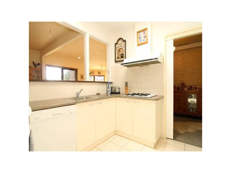 14 Albert Street, Strathdale VIC 3550