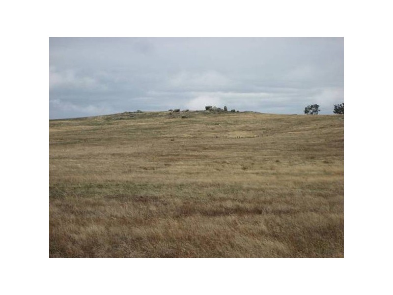 3 & 4 Dainty’s Lane, Faraday VIC 3451