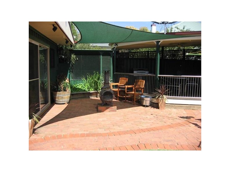7 Curtin Street, Flora Hill VIC 3550