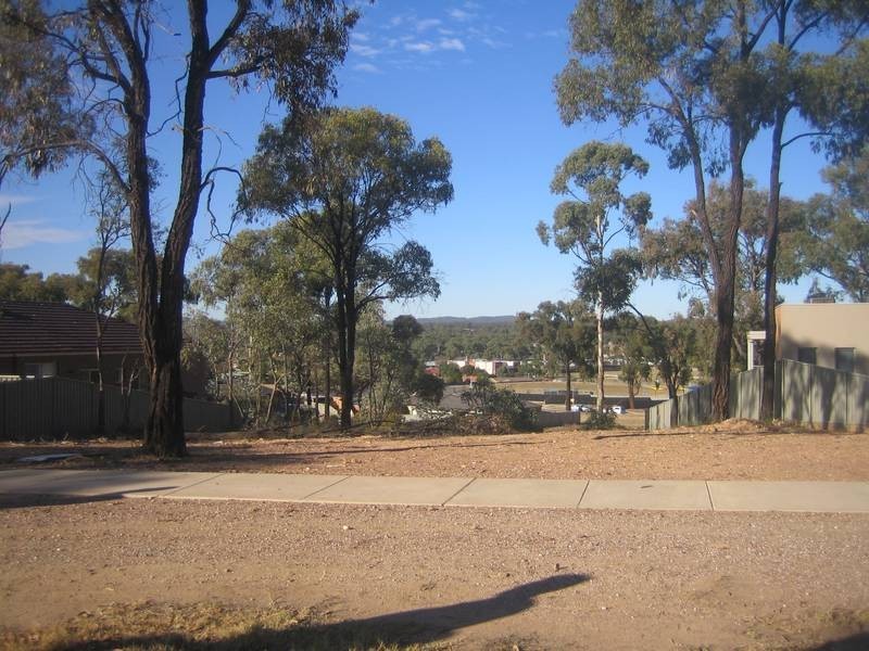 29 Browning Street, Kangaroo Flat VIC 3555
