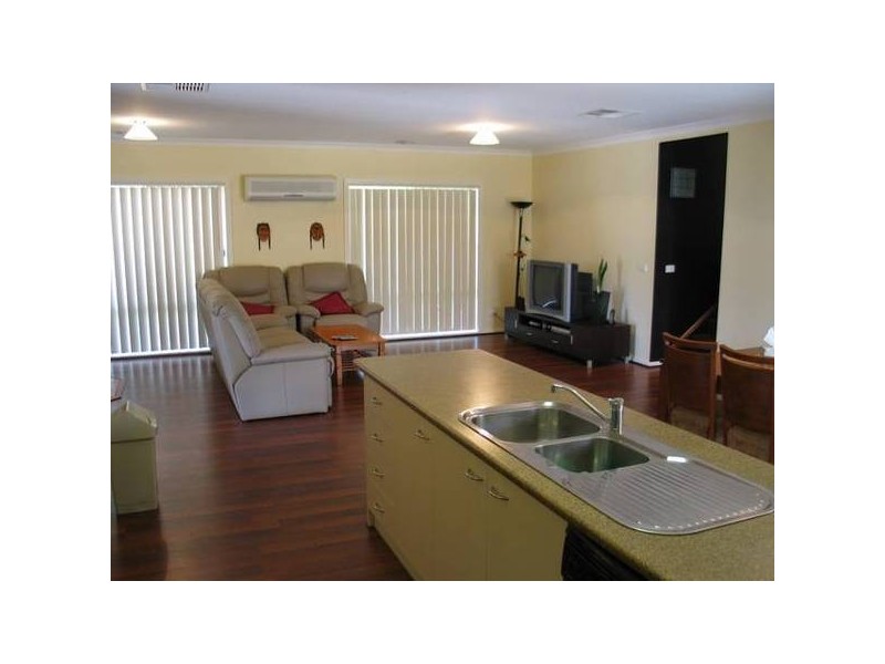 40 Keogh Drive, Spring Gully VIC 3550