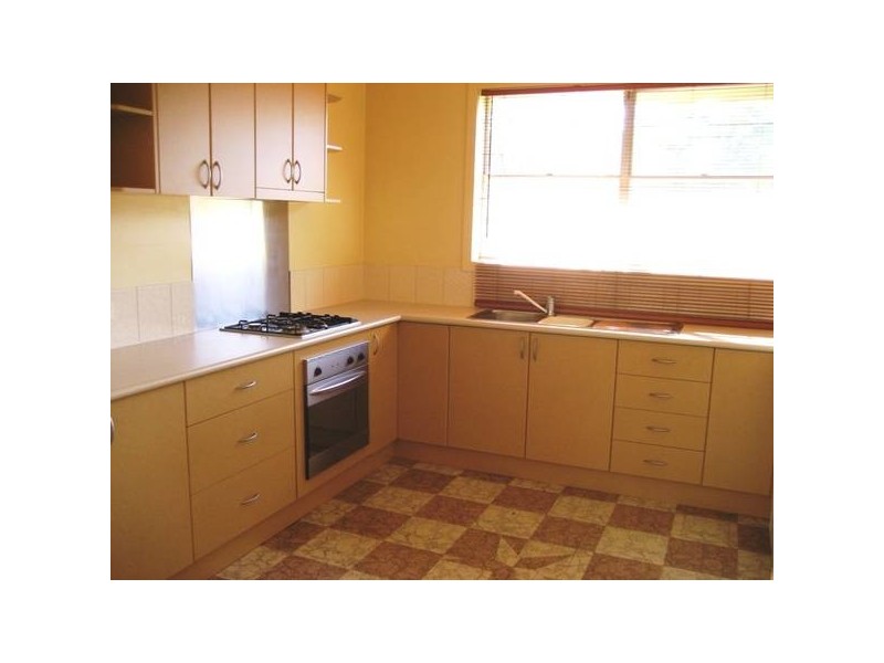 114 St Aidens Road, Strathdale VIC 3550