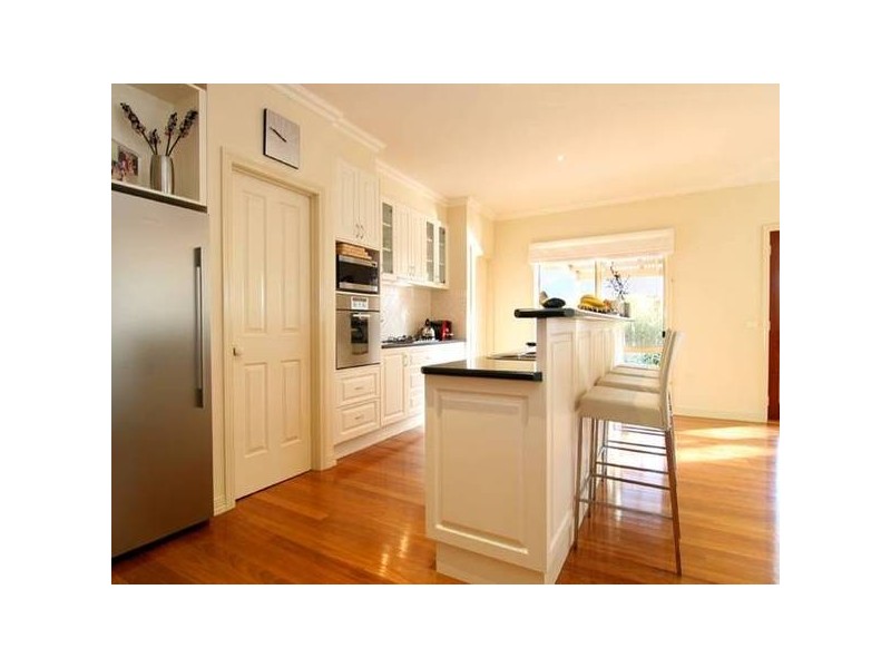 16 Isabella Court, Strathdale VIC 3550