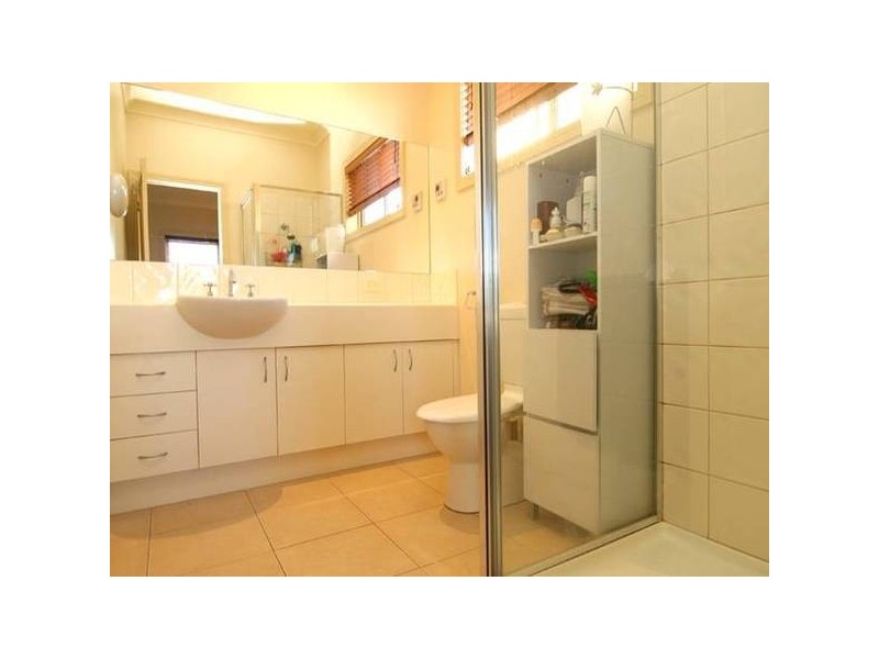 16 Isabella Court, Strathdale VIC 3550