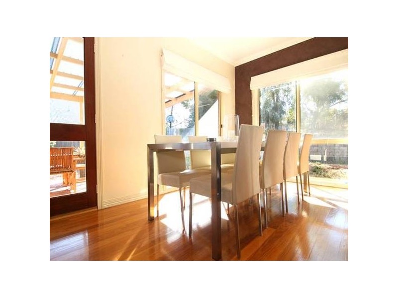 16 Isabella Court, Strathdale VIC 3550