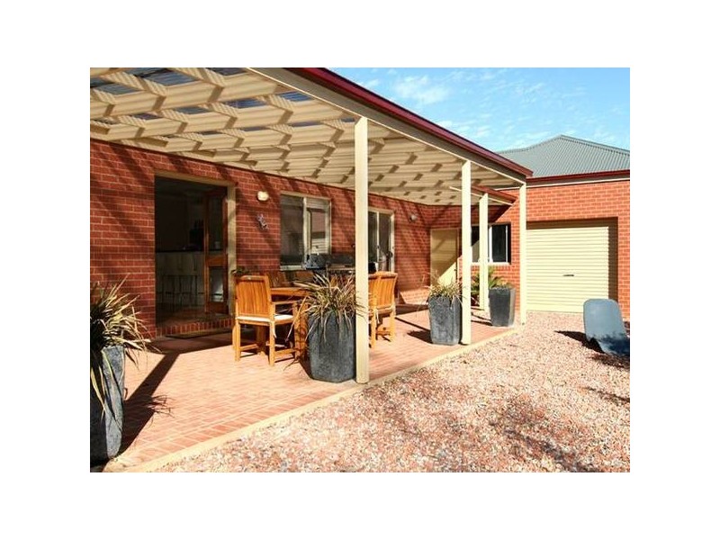 16 Isabella Court, Strathdale VIC 3550