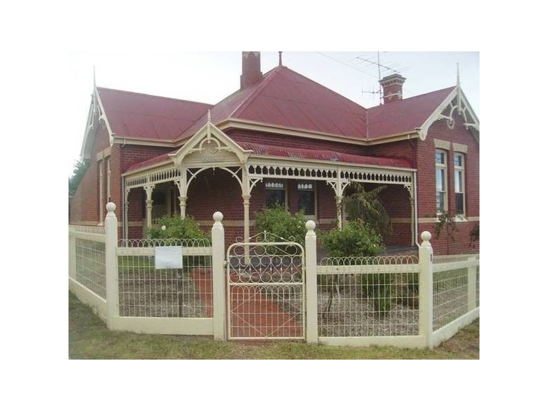 1 Green Street, Long Gully VIC 3550