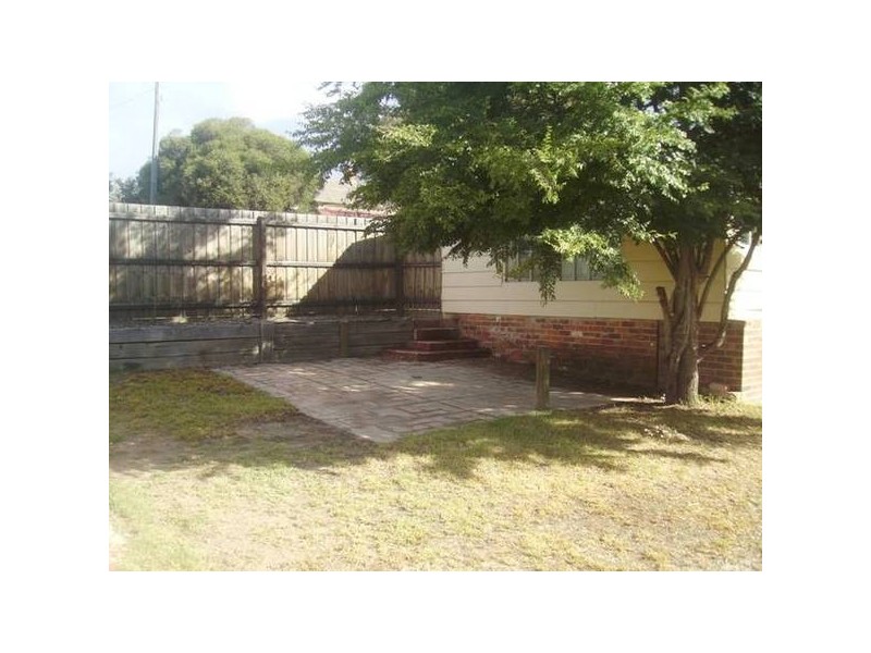 1 Green Street, Long Gully VIC 3550