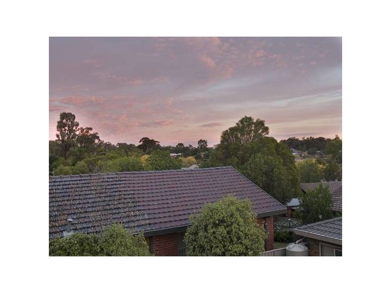 2 The Strand, Kennington VIC 3550