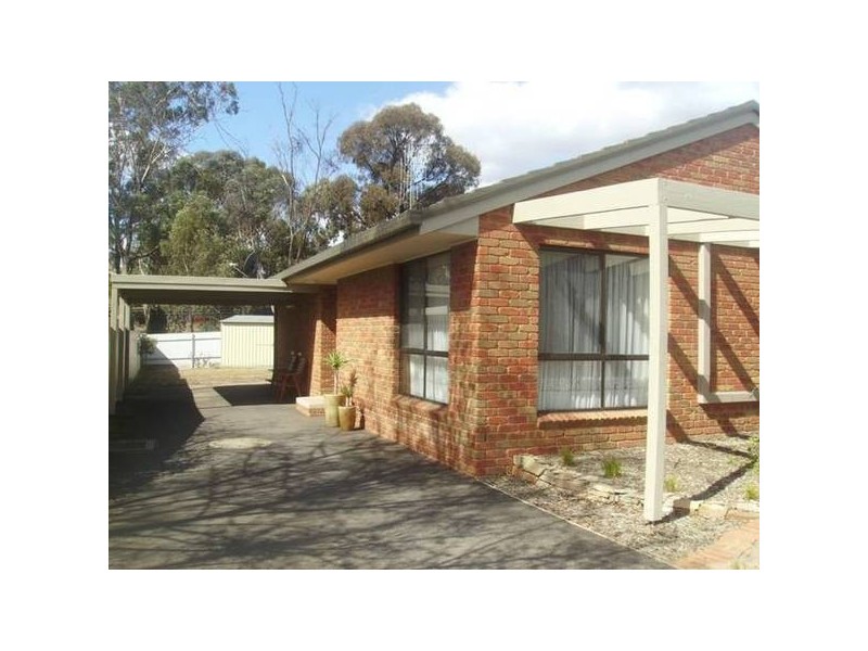 a/51 Race Street, Flora Hill VIC 3550