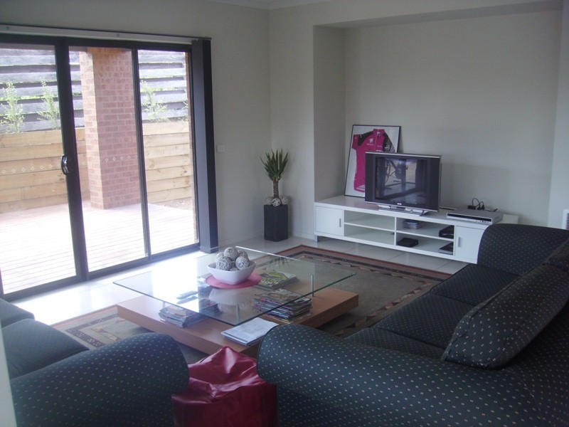 11 Harley Terrace, Strathdale VIC 3550