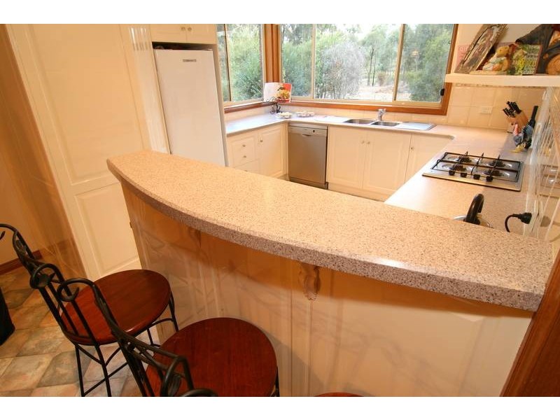 11 Evans Street, Eaglehawk VIC 3556