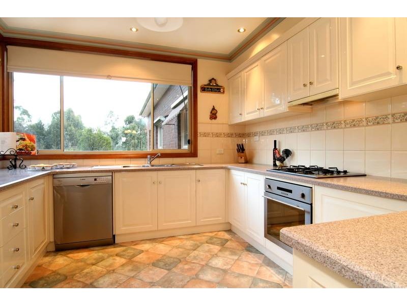 11 Evans Street, Eaglehawk VIC 3556