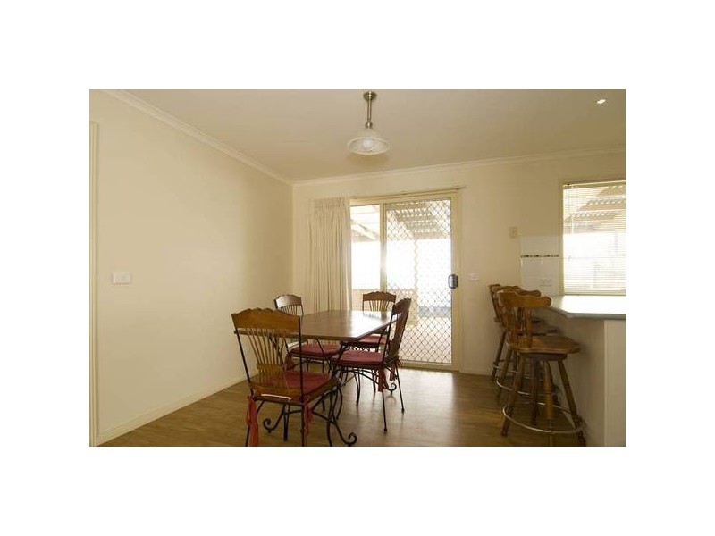 13A Grevillea Avenue, Kangaroo Flat VIC 3555