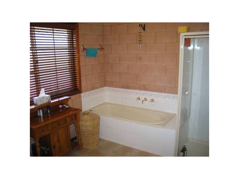 69 Mechan Road, Axe Creek VIC 3551