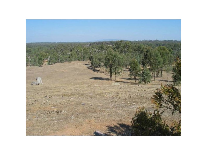 69 Mechan Road, Axe Creek VIC 3551