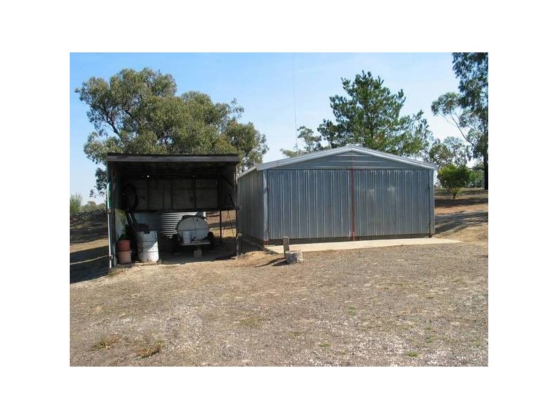 69 Mechan Road, Axe Creek VIC 3551