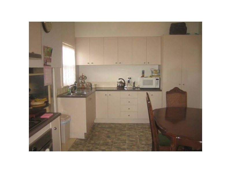 70 Neale Street, Kennington VIC 3550