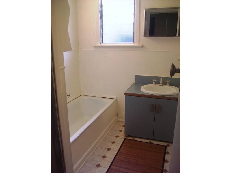 77 Maple Street, Golden Square VIC 3555