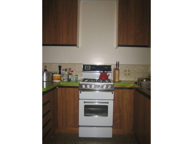 15 Wesley Street, Kangaroo Flat VIC 3555