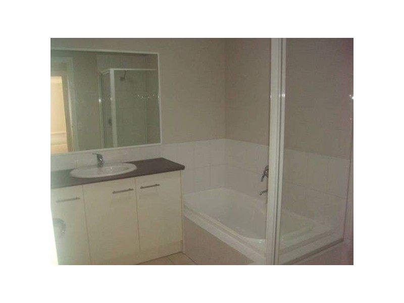 2/489 Napier Street, White Hills VIC 3550