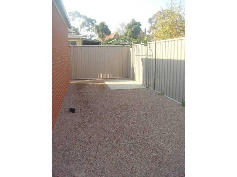 2/489 Napier Street, White Hills VIC 3550