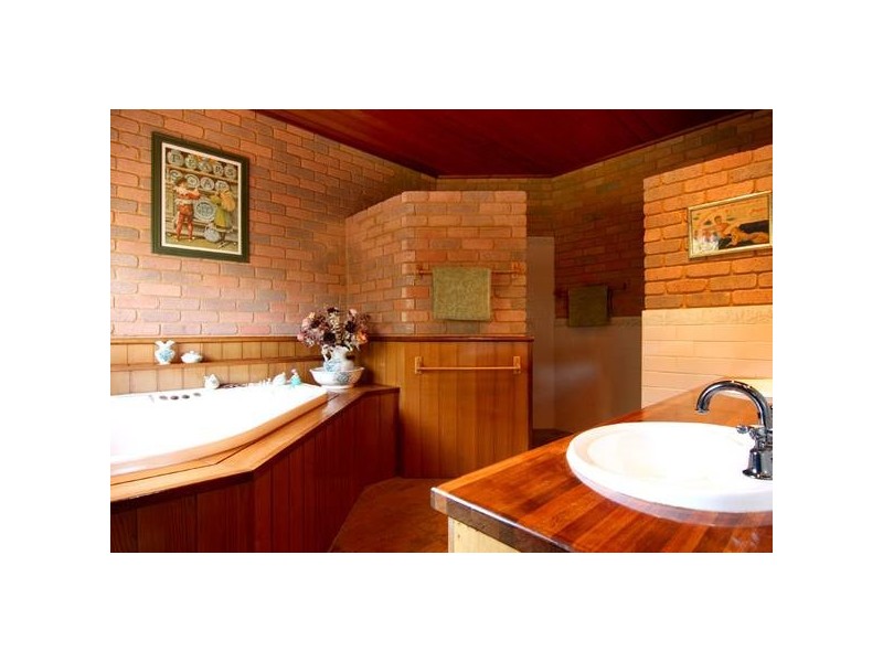 4 Springs Road, Sedgwick VIC 3551