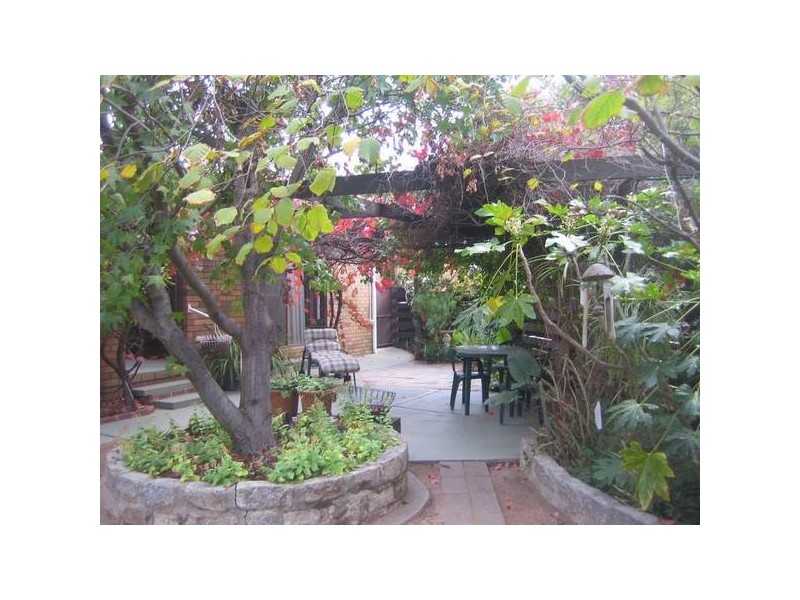 17 Nabilla Crescent, Strathdale VIC 3550