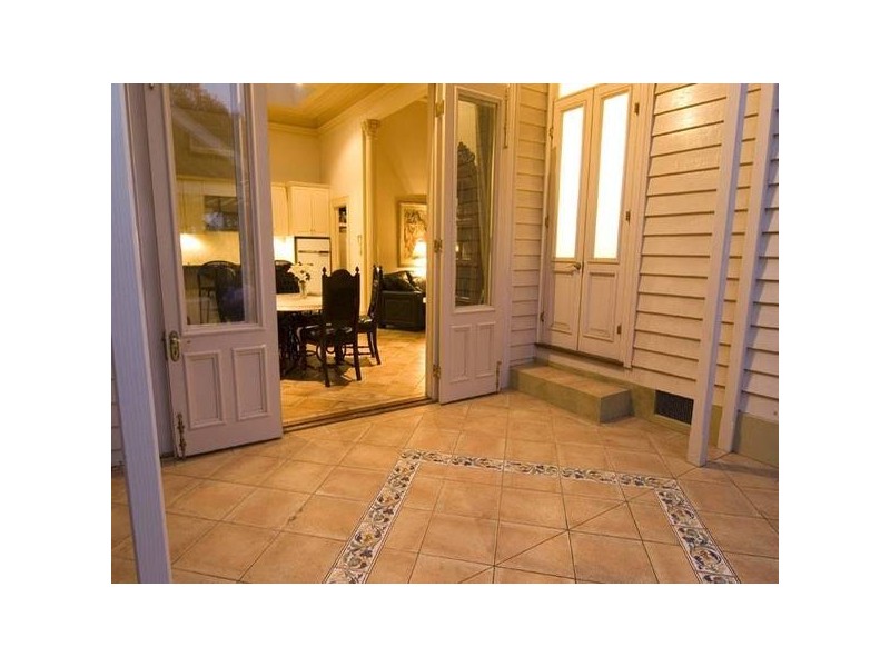 6 Brodie Street, Quarry Hill VIC 3550