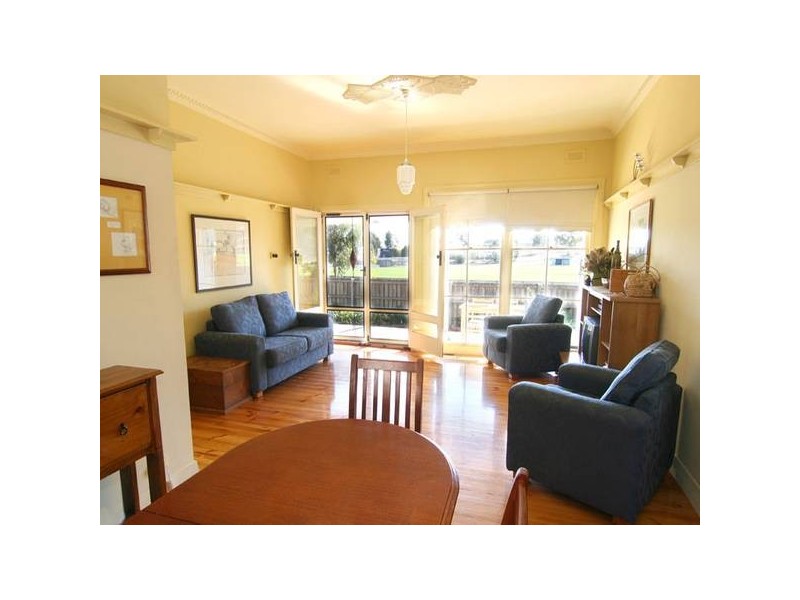 2 George Street, Kennington VIC 3550