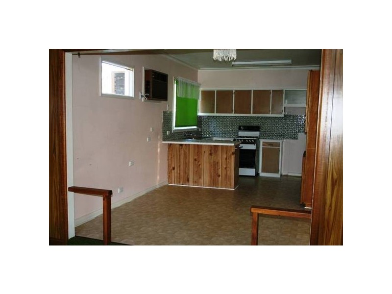 12 Bowles Street, Kangaroo Flat VIC 3555