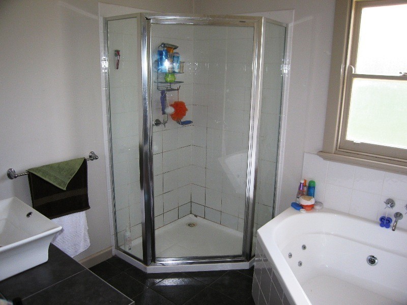 107 St Aidens Road, Kennington VIC 3550