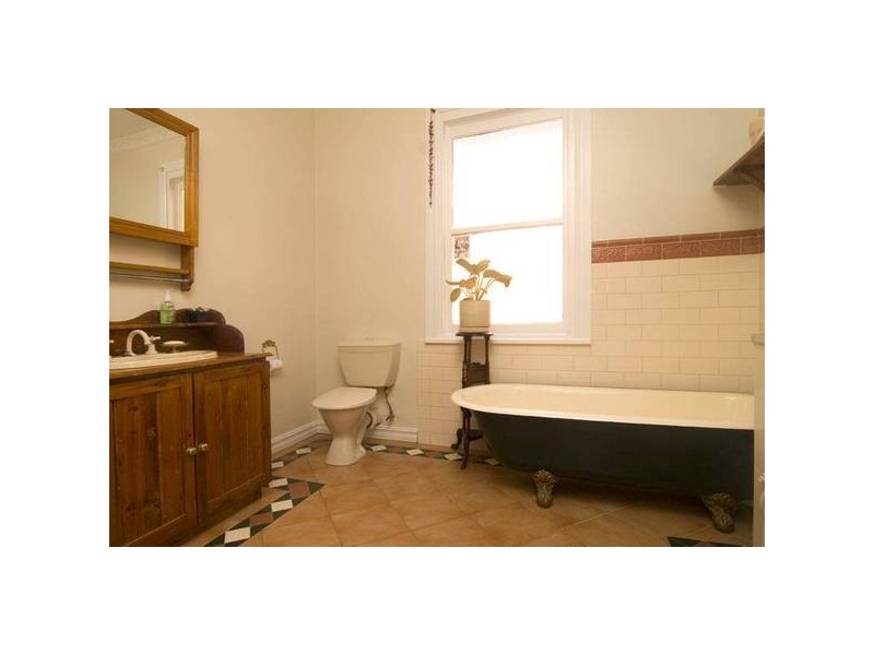 95 Olinda Street, Quarry Hill VIC 3550