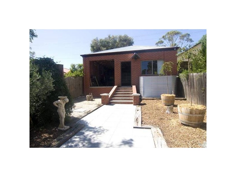 95 Olinda Street, Quarry Hill VIC 3550