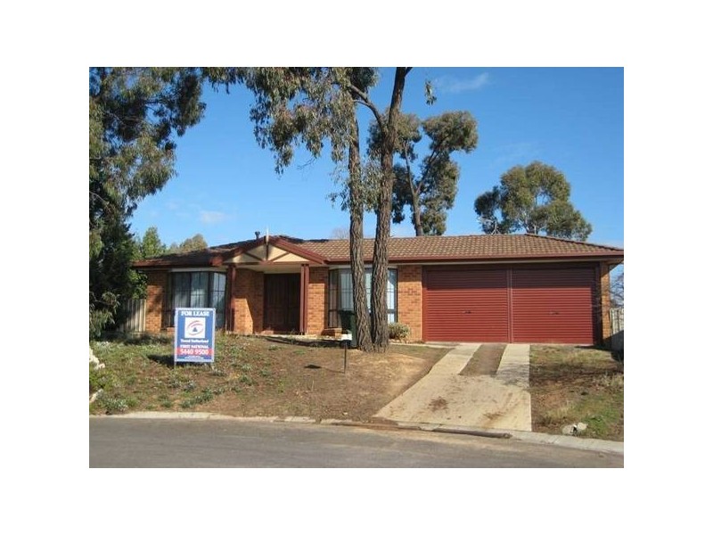13 Wattleview Grove, Eaglehawk VIC 3556