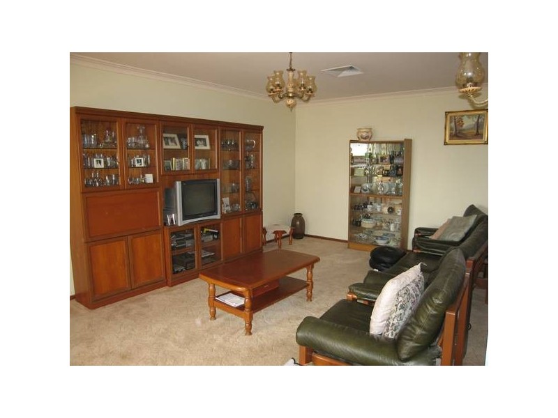 123 Osborne Street, Flora Hill VIC 3550